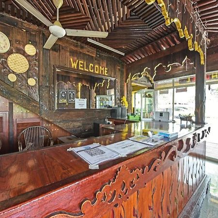 Super Oyo Capital O 90659 Raintown Timbers Hotel Taiping Ngoại thất bức ảnh