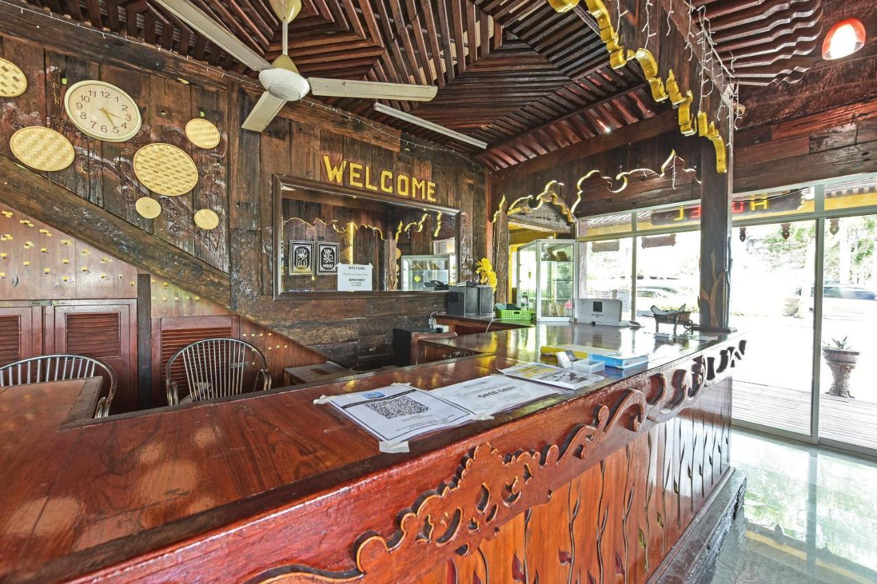 Super Oyo Capital O 90659 Raintown Timbers Hotel Taiping Ngoại thất bức ảnh