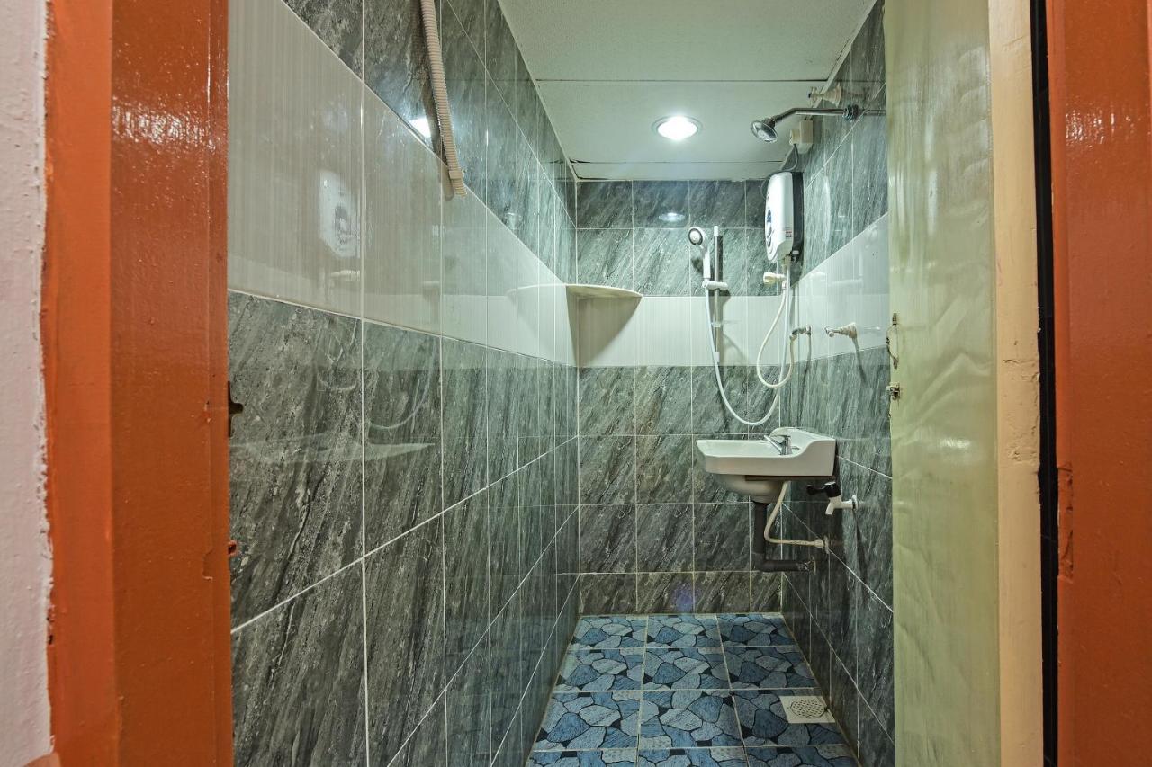 Super Oyo Capital O 90659 Raintown Timbers Hotel Taiping Ngoại thất bức ảnh