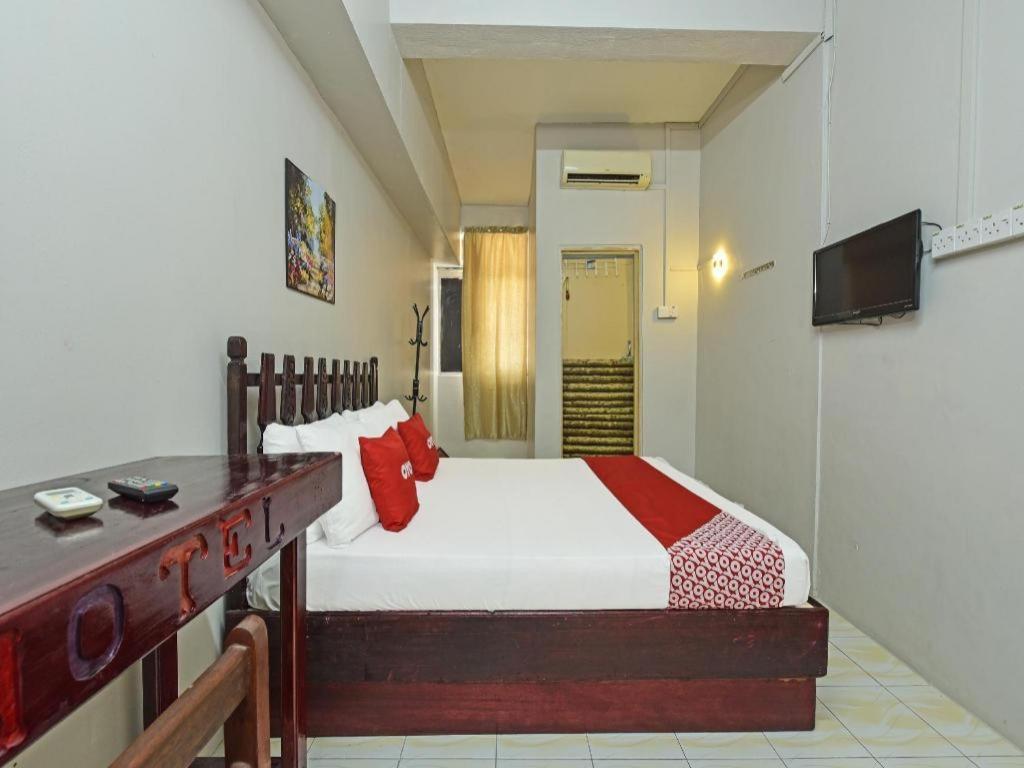 Super Oyo Capital O 90659 Raintown Timbers Hotel Taiping Ngoại thất bức ảnh