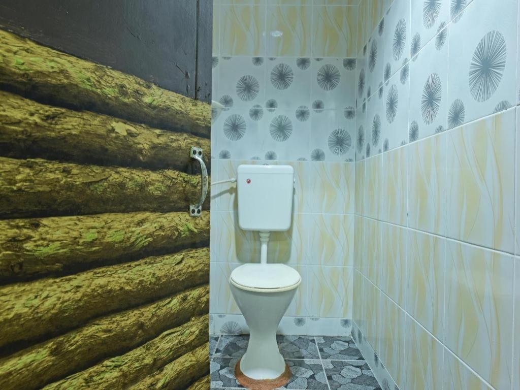 Super Oyo Capital O 90659 Raintown Timbers Hotel Taiping Ngoại thất bức ảnh